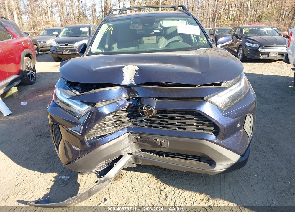 2022 TOYOTA RAV4 XLE VIN: 2T3P1RFV4NW327832