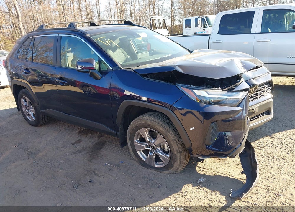 2022 TOYOTA RAV4 XLE VIN: 2T3P1RFV4NW327832