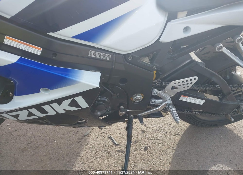 2003 SUZUKI GSX-R1000 VIN: JS1GT75A632108710