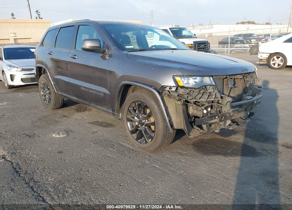 2018 JEEP GRAND CHEROKEE ALTITUDE 4X2 VIN: 1C4RJEAG5JC228038