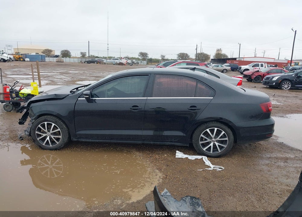 2017 VOLKSWAGEN JETTA 1.4T SE VIN: 3VWDB7AJ1HM202380