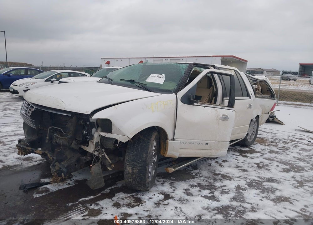 2009 LINCOLN NAVIGATOR L VIN: 5LMFL28529EJ00025