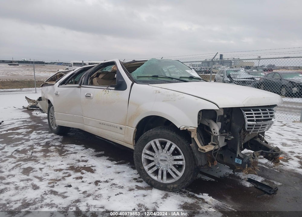 2009 LINCOLN NAVIGATOR L VIN: 5LMFL28529EJ00025