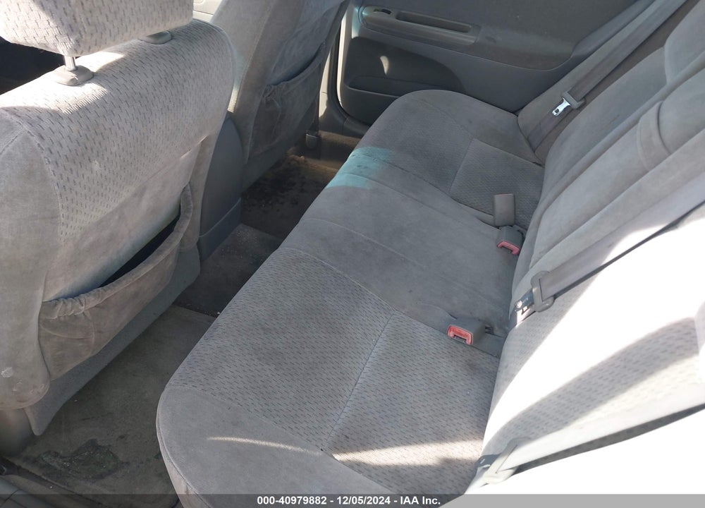 2004 TOYOTA CAMRY LE VIN: 4T1BE32K34U806693
