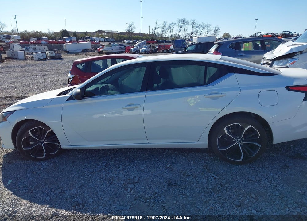 2024 NISSAN ALTIMA SR FWD VIN: 1N4BL4CV4RN418601