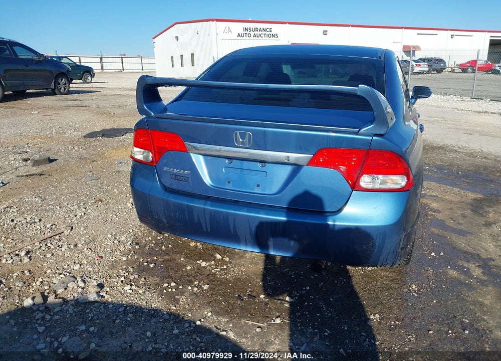 2010 HONDA CIVIC LX VIN: 19XFA1F50AE078979