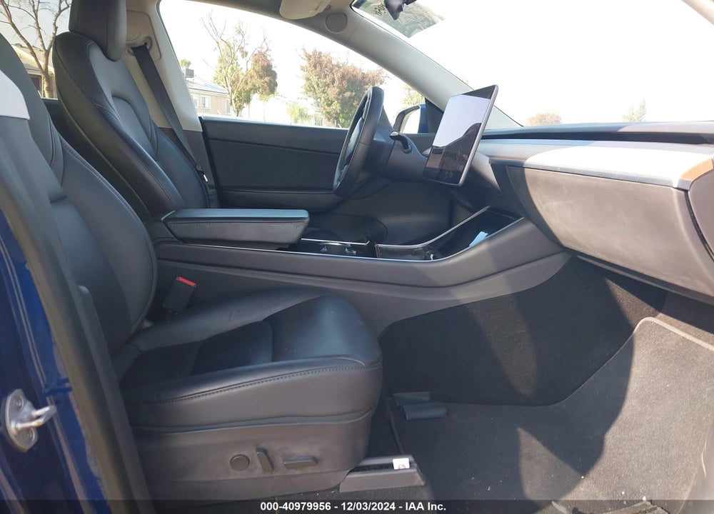 2020 TESLA MODEL Y LONG RANGE DUAL MOTOR ALL-WHEEL DRIVE/PERFORMANCE DUAL MOTOR ALL-WHEEL DRIVE VIN: 5YJYGDEF6LF000545