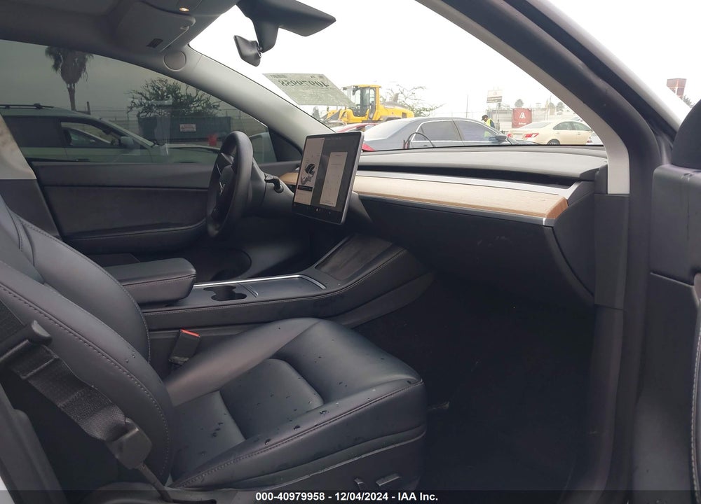 2022 TESLA MODEL Y VIN: 7SAYGDEF8NF350491
