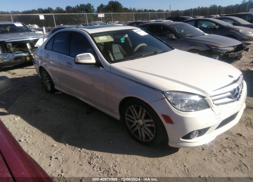 2009 MERCEDES-BENZ C 300 LUXURY/SPORT VIN: WDDGF54X49R071668