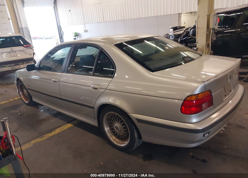 2000 BMW 528IA VIN: WBADM6343YGU29947