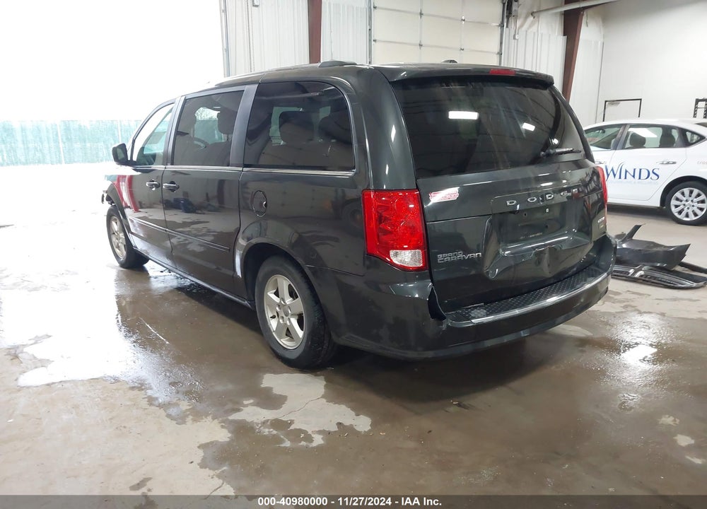 2011 DODGE GRAND CARAVAN CREW VIN: 2D4RN5DG9BR684653