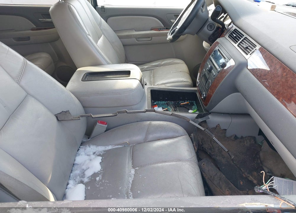 2007 CHEVROLET TAHOE LT VIN: 1GNFK13027J207961