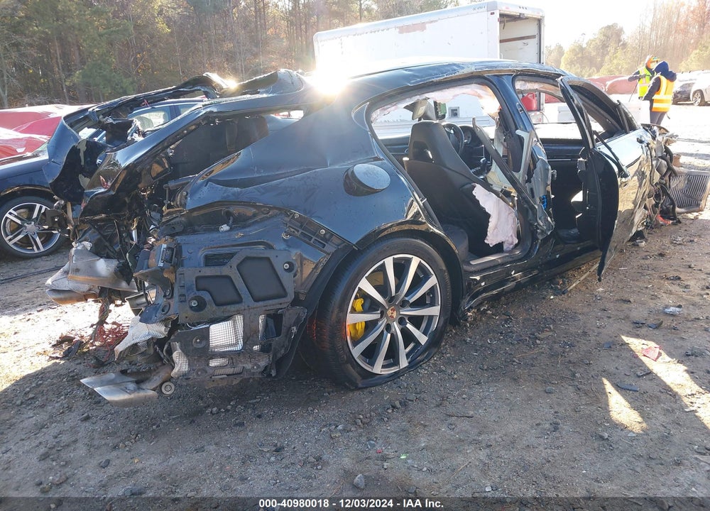 2016 PORSCHE PANAMERA VIN: WP0AB2A76GL050061