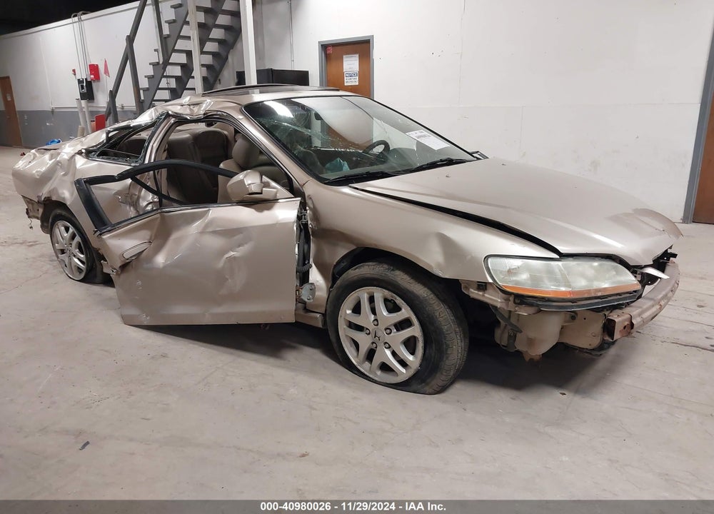 2001 HONDA ACCORD 3.0 EX VIN: 1HGCG22501A027922