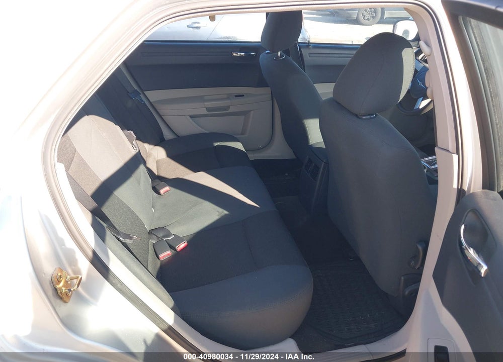 2005 CHRYSLER 300 VIN: 2C3JA43R75H691537