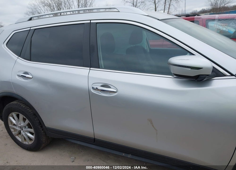2017 NISSAN ROGUE SV VIN: JN8AT2MV2HW252522