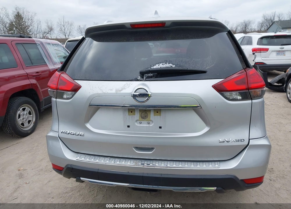 2017 NISSAN ROGUE SV VIN: JN8AT2MV2HW252522