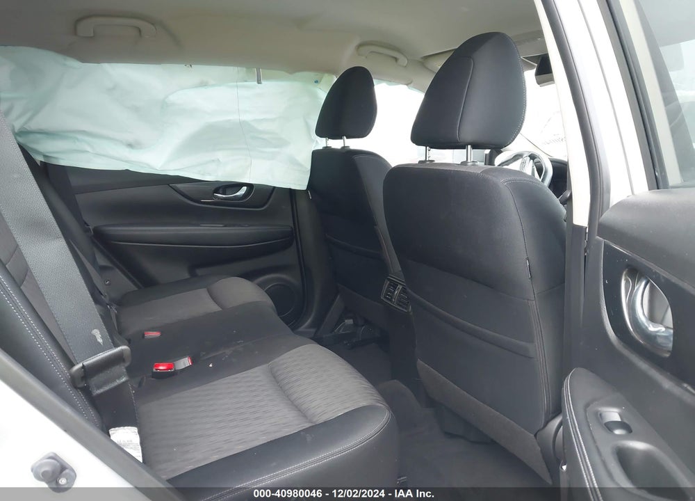 2017 NISSAN ROGUE SV VIN: JN8AT2MV2HW252522
