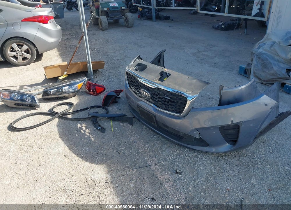 2020 KIA SORENTO 2.4L LX VIN: 5XYPG4A35LG661368