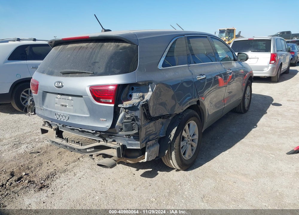 2020 KIA SORENTO 2.4L LX VIN: 5XYPG4A35LG661368