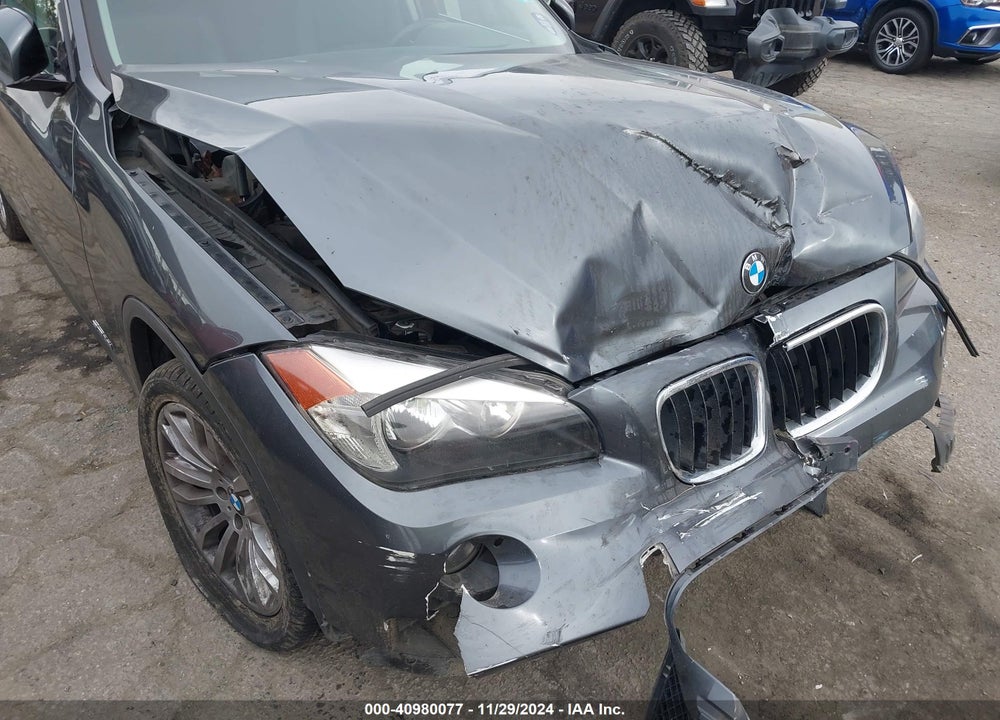 2015 BMW X1 SDRIVE28I VIN: WBAVM1C56FV318303