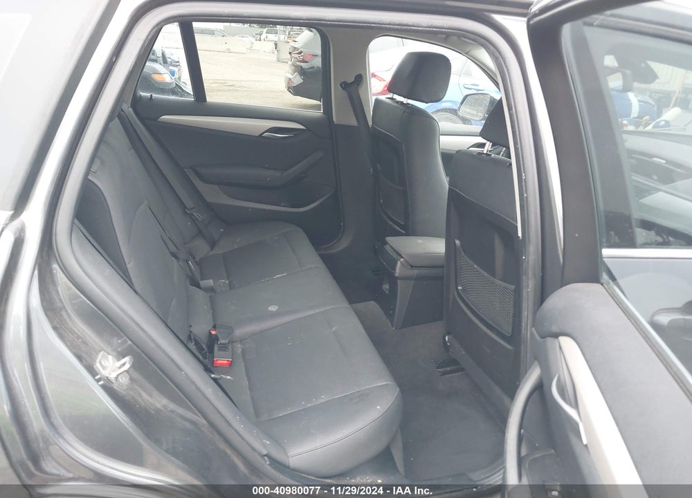 2015 BMW X1 SDRIVE28I VIN: WBAVM1C56FV318303