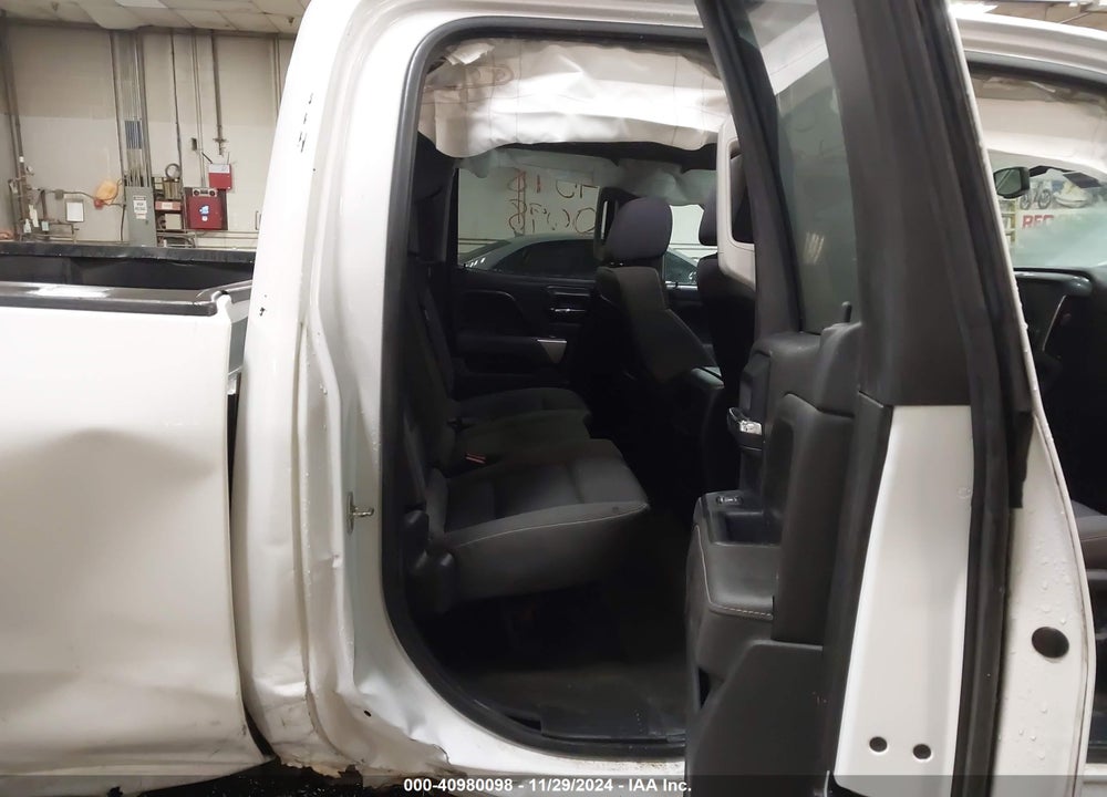 2015 CHEVROLET SILVERADO 1500 1LT VIN: 1GCVKREC5FZ219158
