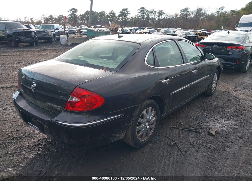 2008 BUICK LACROSSE VIN: 2G4WC582981343082