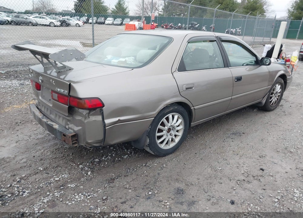 1999 TOYOTA CAMRY LE VIN: 4T1BG22K5XU467475