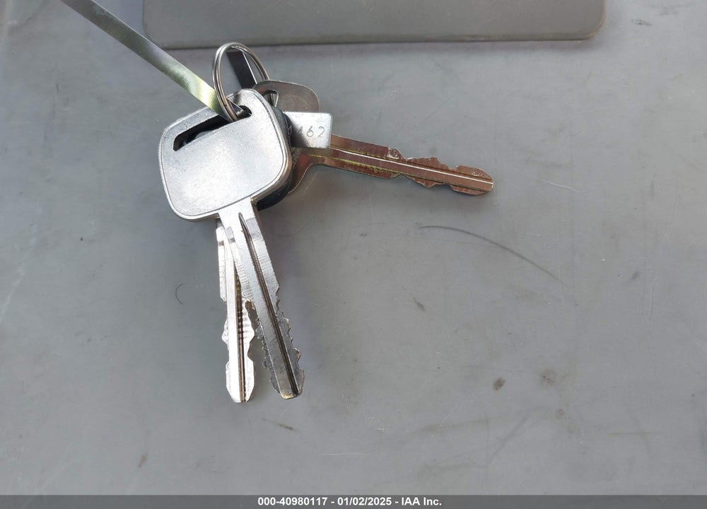 1999 TOYOTA CAMRY LE VIN: 4T1BG22K5XU467475