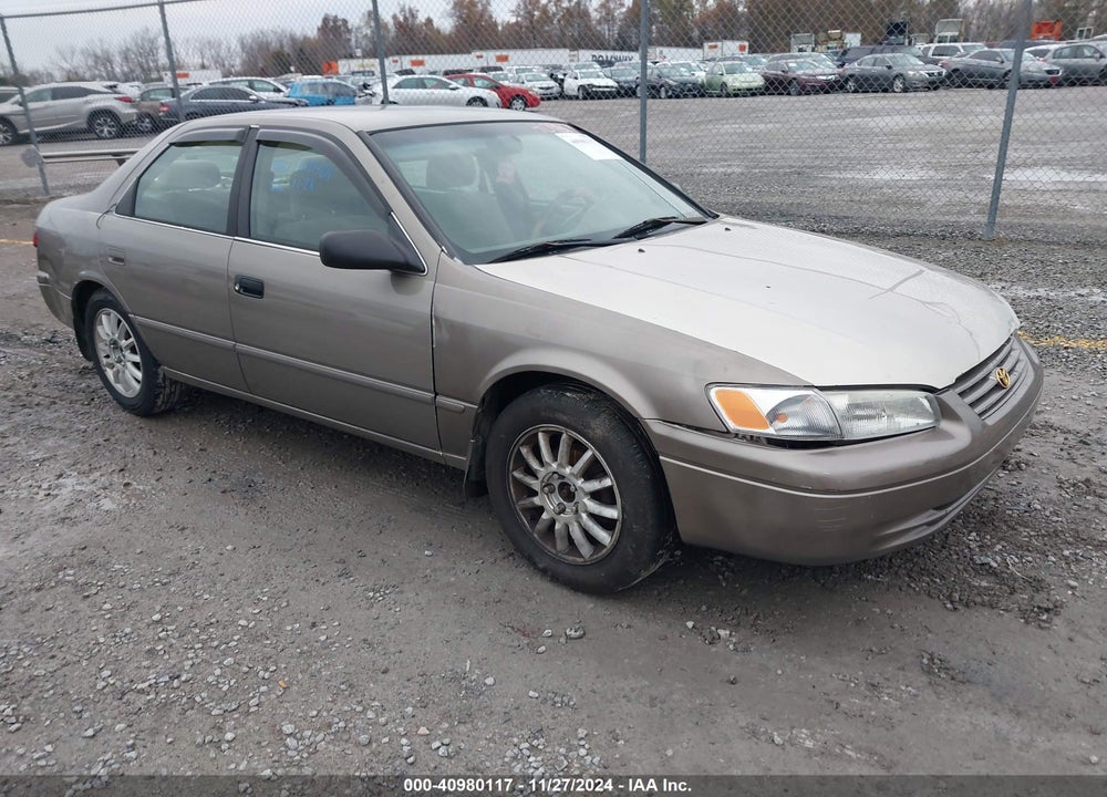 1999 TOYOTA CAMRY LE VIN: 4T1BG22K5XU467475