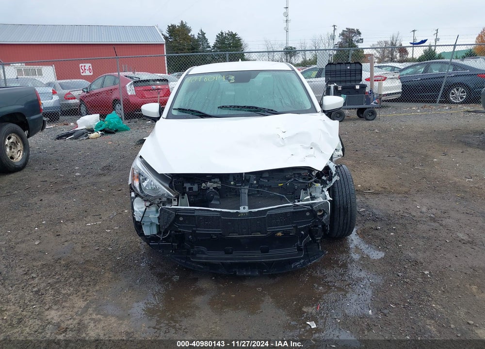 2020 TOYOTA YARIS LE VIN: 3MYDLBJV2LY705294