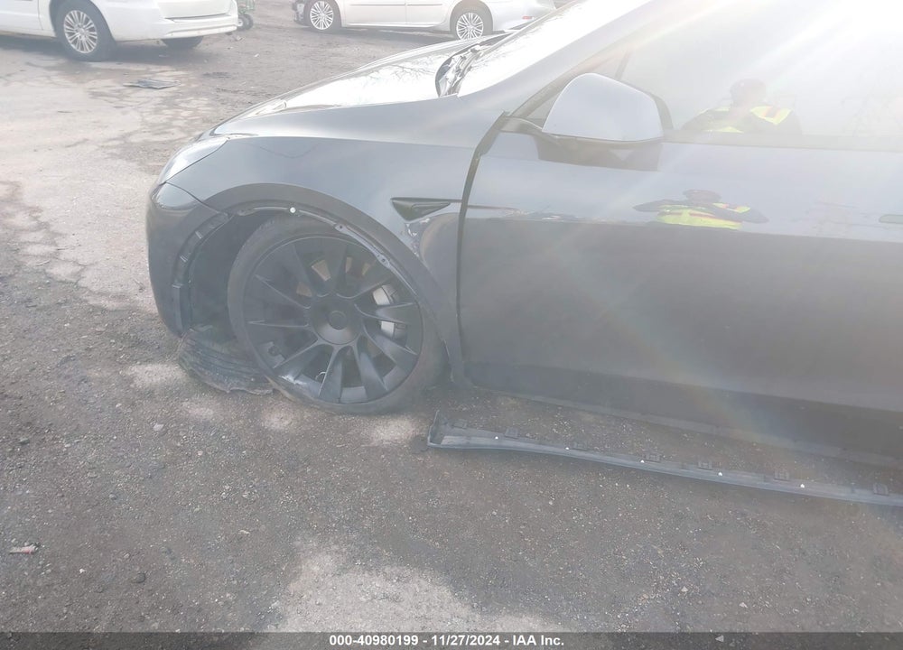 2021 TESLA MODEL Y LONG RANGE DUAL MOTOR ALL-WHEEL DRIVE VIN: 5YJYGDEE7MF182037
