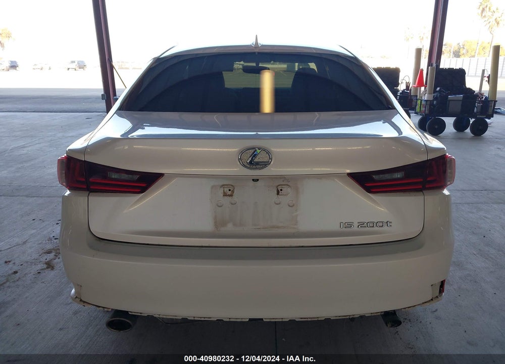 2016 LEXUS IS 200T VIN: JTHBA1D22G5011410