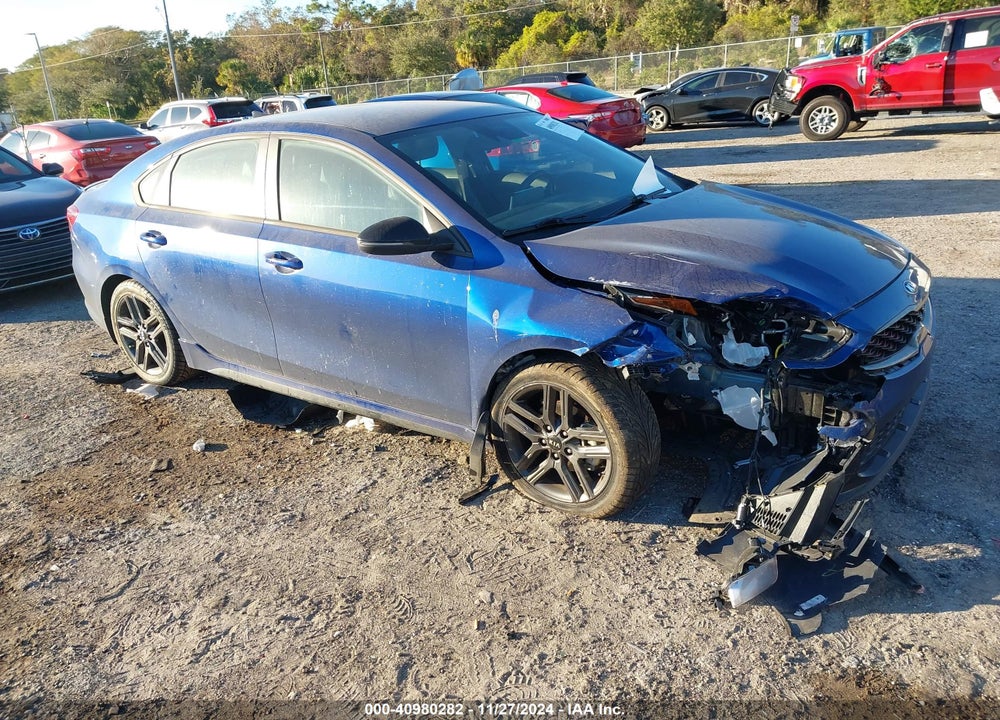 2021 KIA FORTE GT LINE VIN: 3KPF34ADXME411526