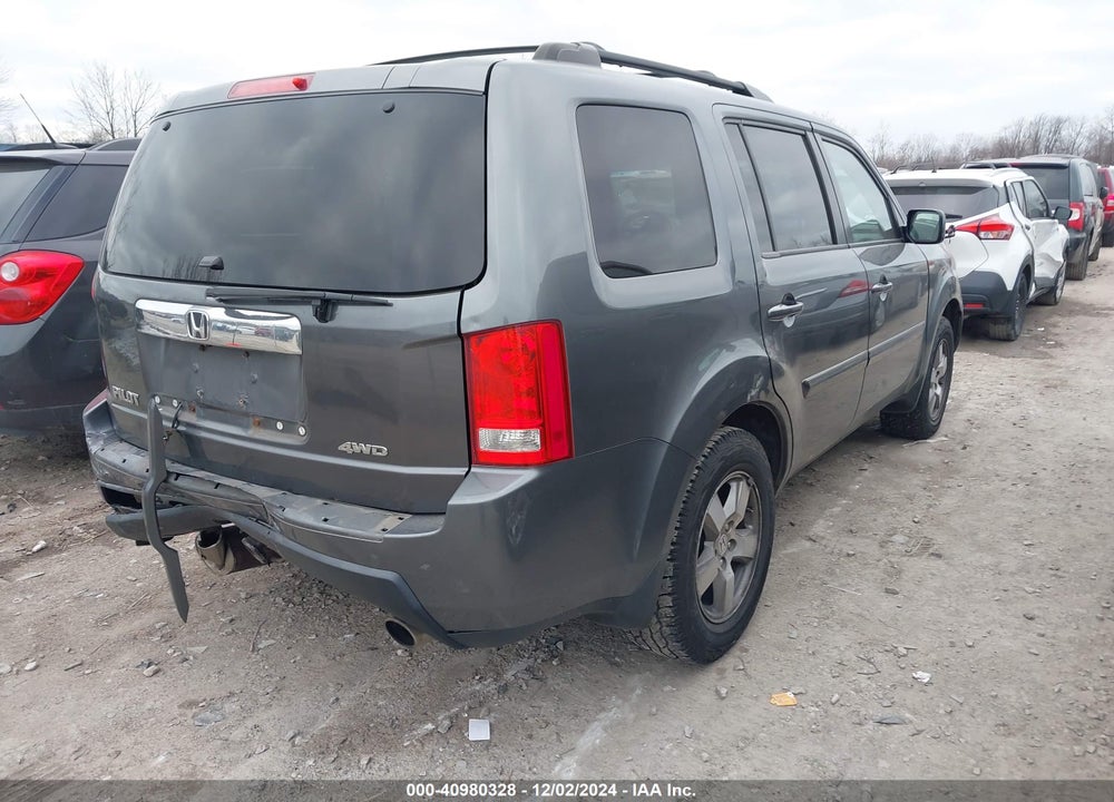 2010 HONDA PILOT EX-L VIN: 5FNYF4H66AB032634
