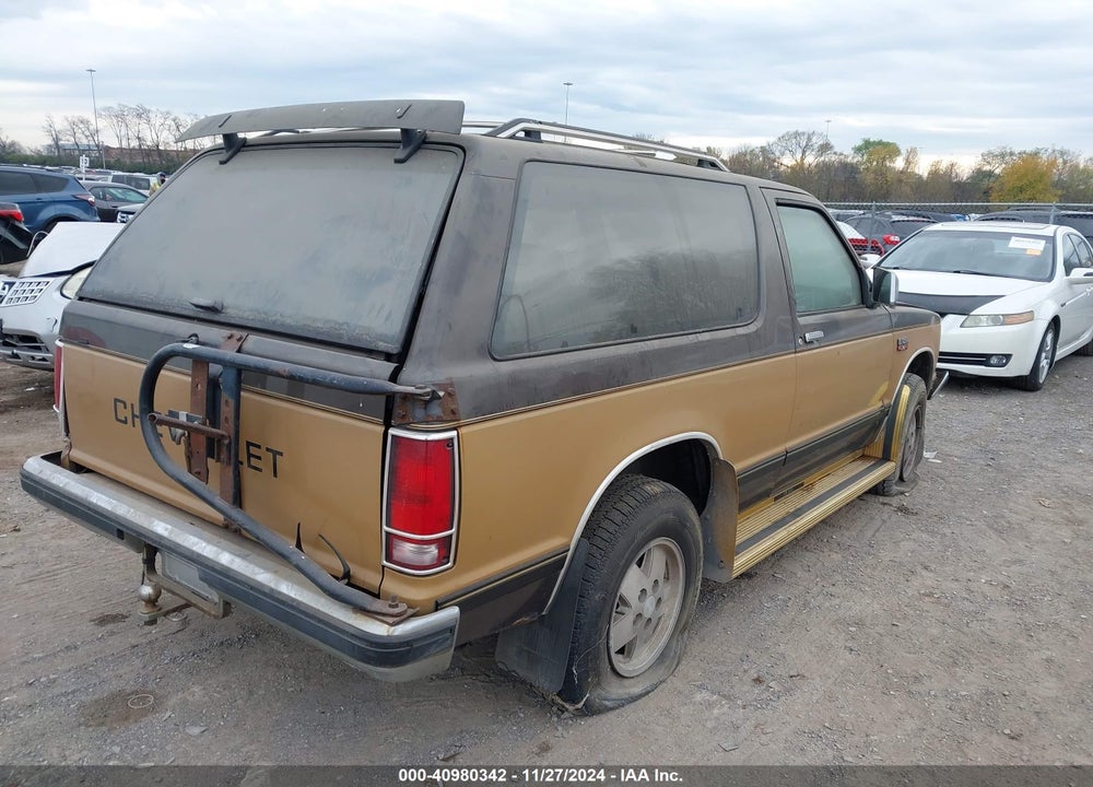 1985 CHEVROLET BLAZER S10 VIN: 1G8CT18B5F0206157
