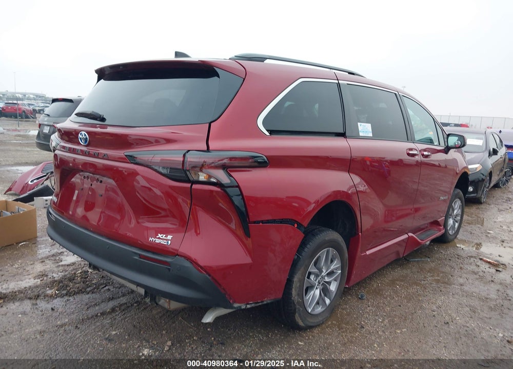 2023 TOYOTA SIENNA XLE VIN: 5TDJRKEC3PS163323