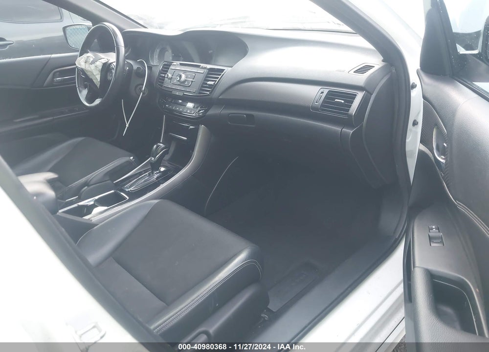 2017 HONDA ACCORD SPORT VIN: 1HGCR2F55HA236698
