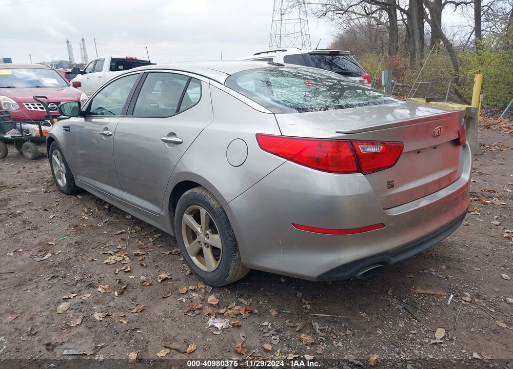 2015 KIA OPTIMA VIN: KNAGM4A7XF5531589