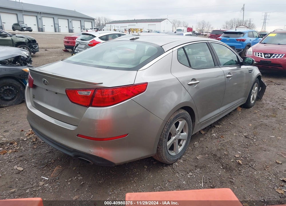 2015 KIA OPTIMA VIN: KNAGM4A7XF5531589