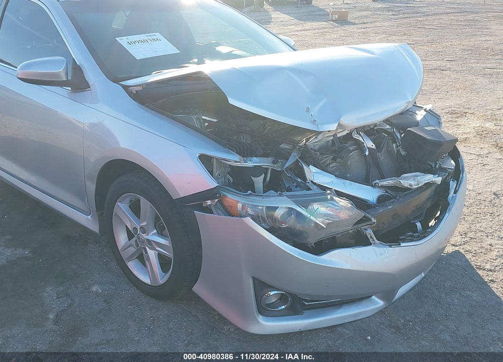 2014 TOYOTA CAMRY SE VIN: 4T1BF1FK8EU437889