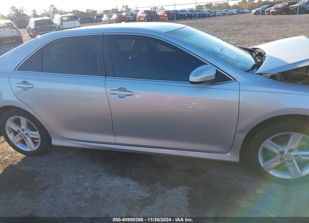 2014 TOYOTA CAMRY SE VIN: 4T1BF1FK8EU437889