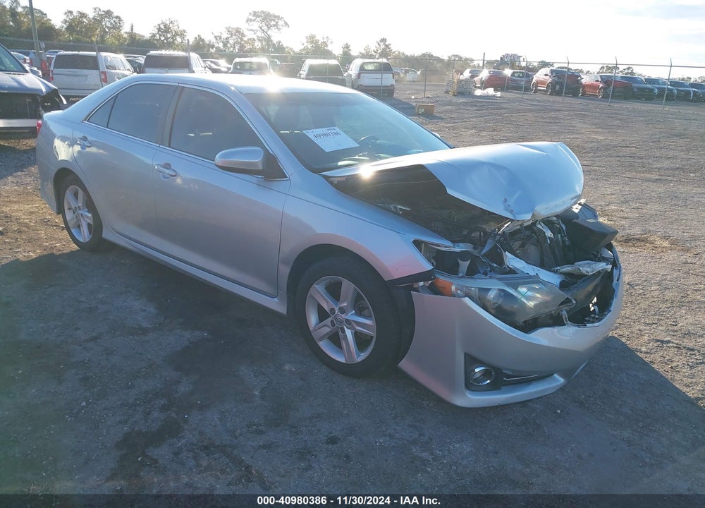 2014 TOYOTA CAMRY SE VIN: 4T1BF1FK8EU437889