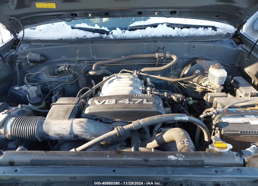2004 TOYOTA TUNDRA SR5 V8 VIN: 5TBDT44144S448160