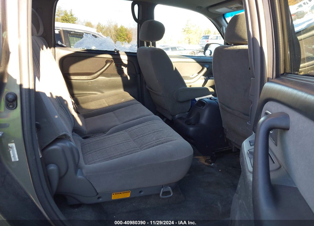 2004 TOYOTA TUNDRA SR5 V8 VIN: 5TBDT44144S448160