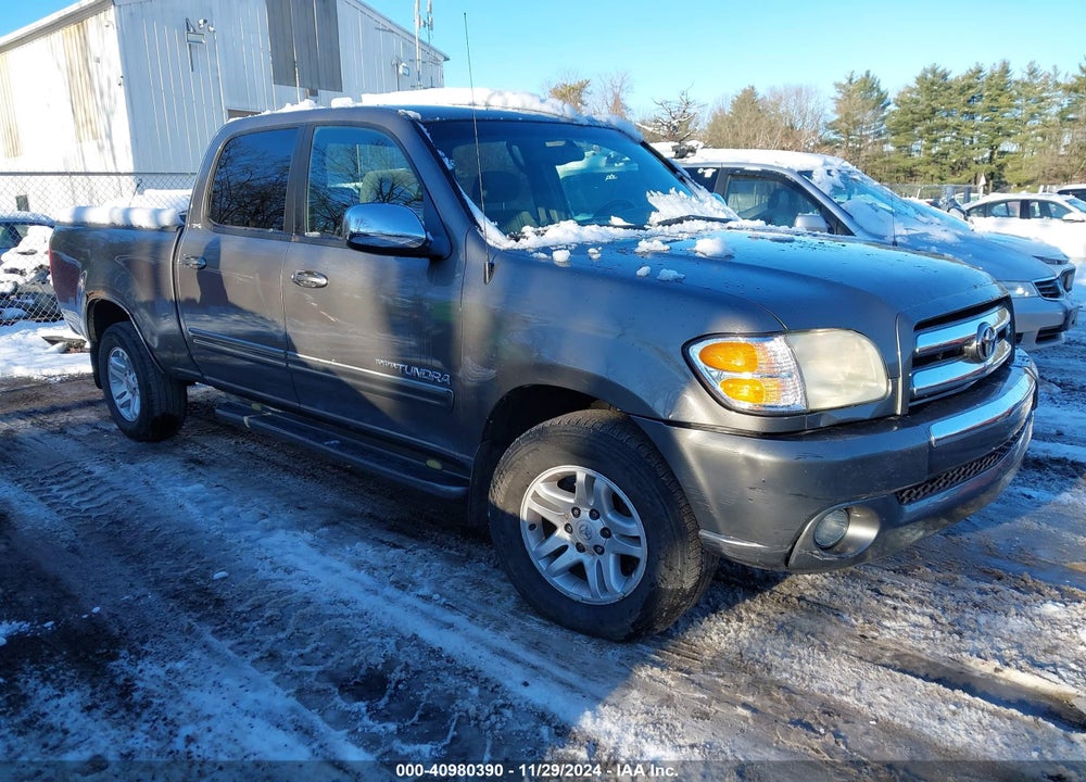 2004 TOYOTA TUNDRA SR5 V8 VIN: 5TBDT44144S448160