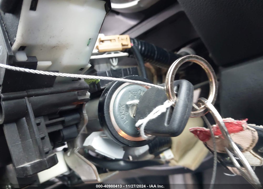 2010 NISSAN ROGUE S VIN: JN8AS5MV7AW113156