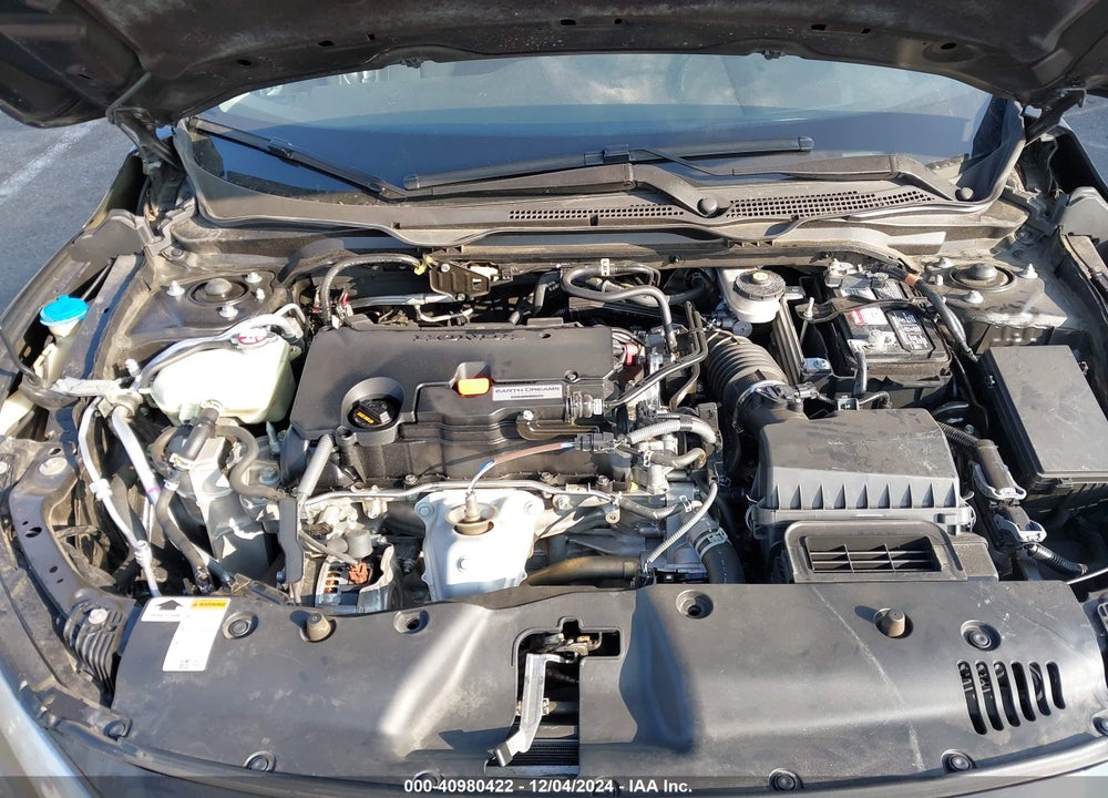 2018 HONDA CIVIC LX VIN: 2HGFC2F52JH530579