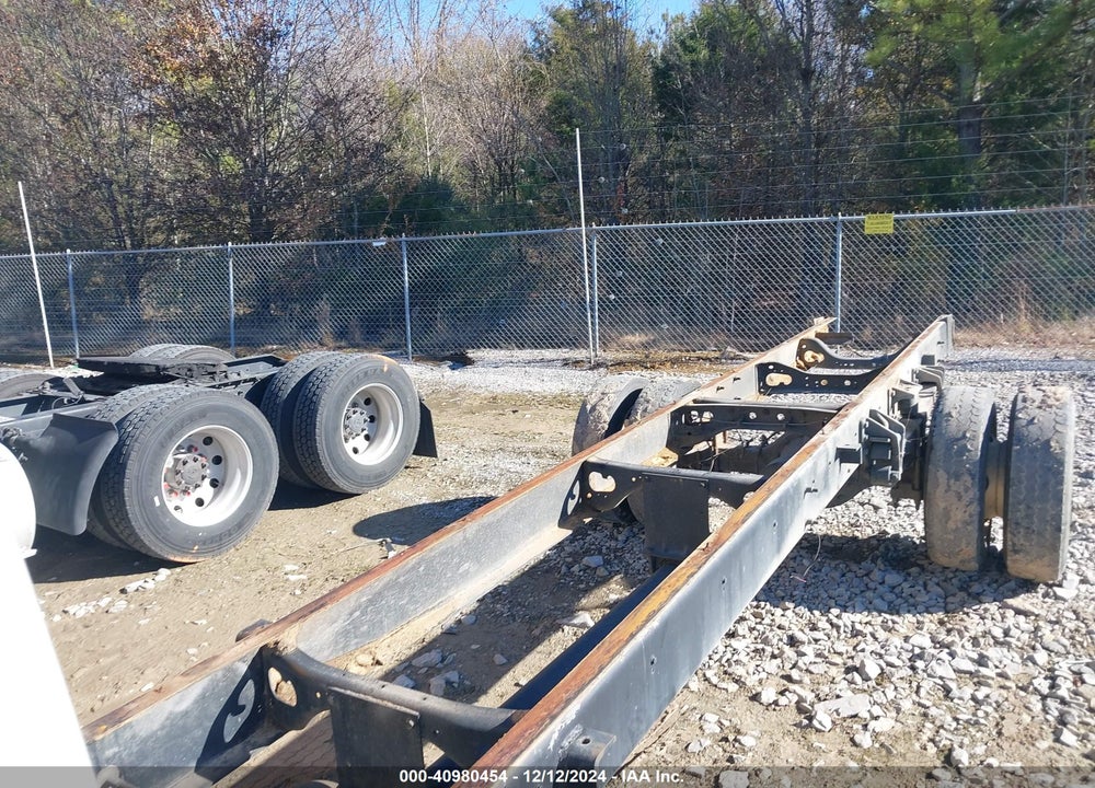 2005 FORD F-650 XL/XLT VIN: 3FRNF65E95V117010